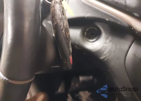 2015 Jeep Cherokee Sport z USA, uszkodzony, nr VIN 1C4PJMAB8FW775803